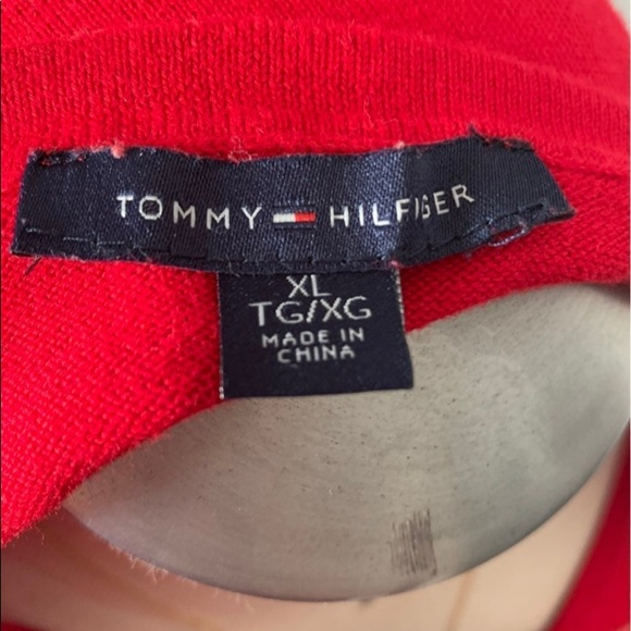 Tommy Hilfiger V-Neck Red & Gold Thread Sweater - Picture 6 of 7